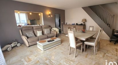 House 5 rooms of 85 m² in La Ville-du-Bois (91620)