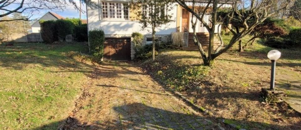 House 5 rooms of 112 m² in Sinceny (02300)