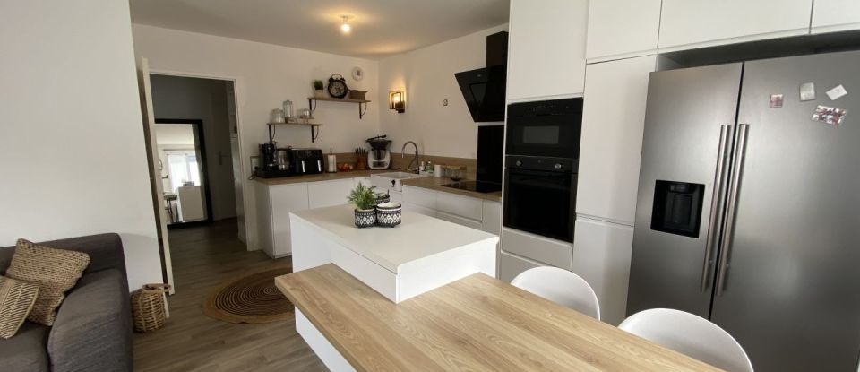 Appartement 3 pièces de 62 m² à Saint-Pierre-du-Perray (91280)