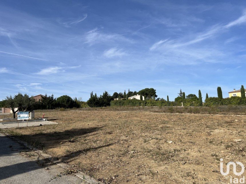 Land of 817 m² in Carcassonne (11000)