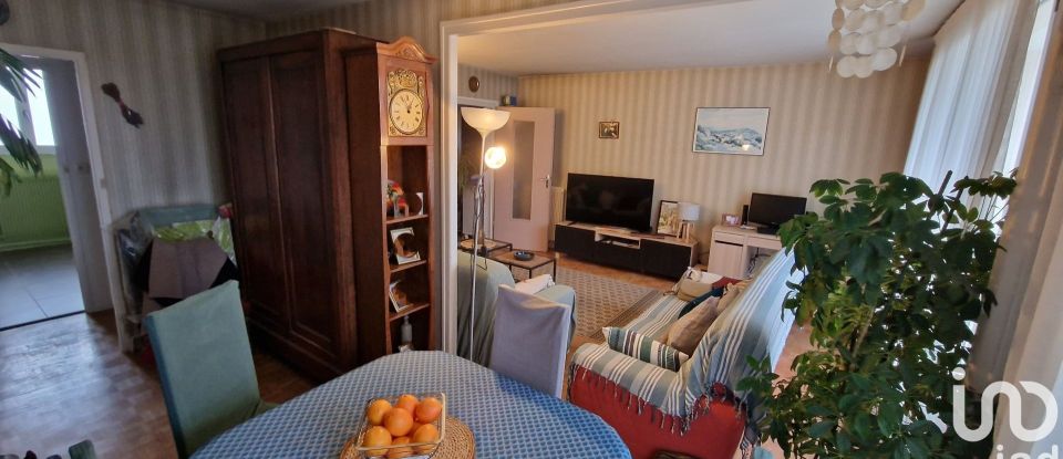 Apartment 4 rooms of 82 m² in Sens (89100)