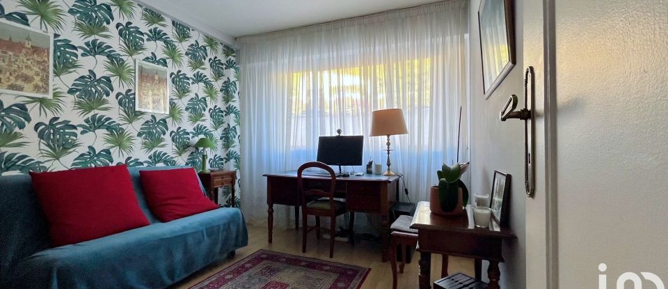 Appartement 4 pièces de 112 m² à Toulon (83000)