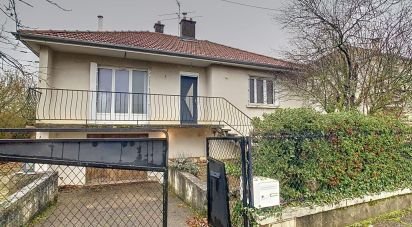 House 4 rooms of 72 m² in Chaumont (52000)