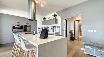Apartment 4 rooms of 156 m² in Mandelieu-la-Napoule (06210)