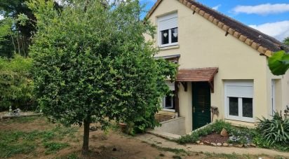House 6 rooms of 76 m² in Sillé-le-Philippe (72460)