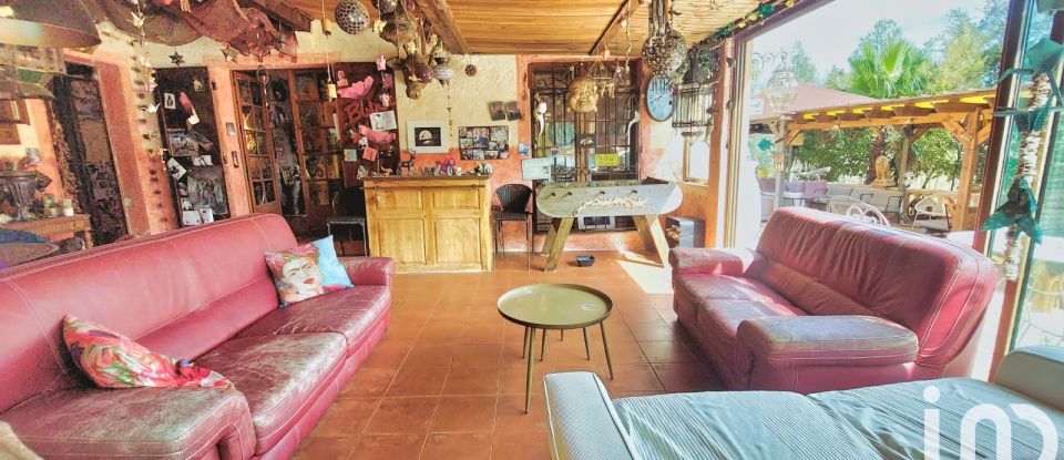 Traditional house 4 rooms of 135 m² in Solliès-Toucas (83210)