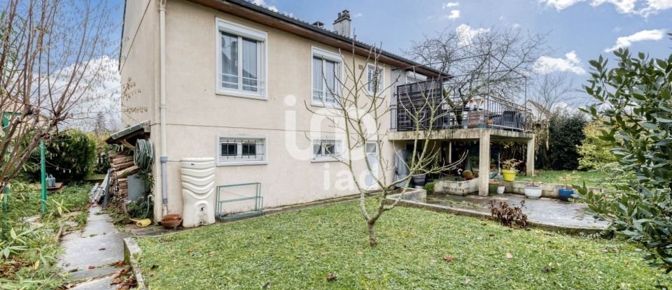 House 5 rooms of 109 m² in Montry (77450)