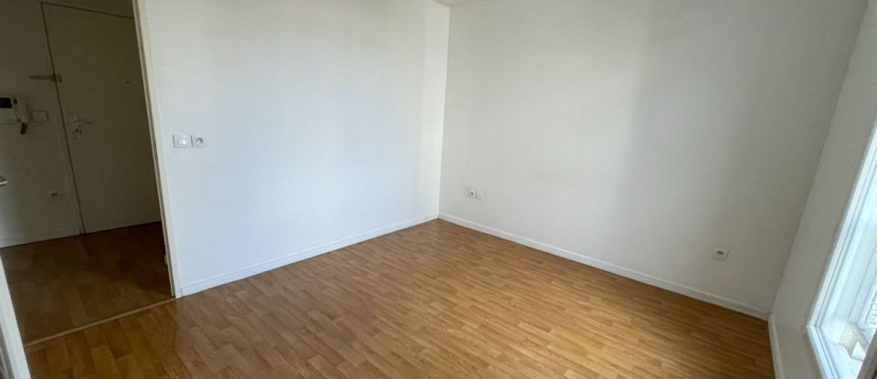 Apartment 2 rooms of 43 m² in Cergy (95800)
