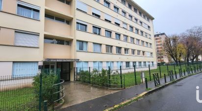 Apartment 3 rooms of 49 m² in Nanterre (92000)