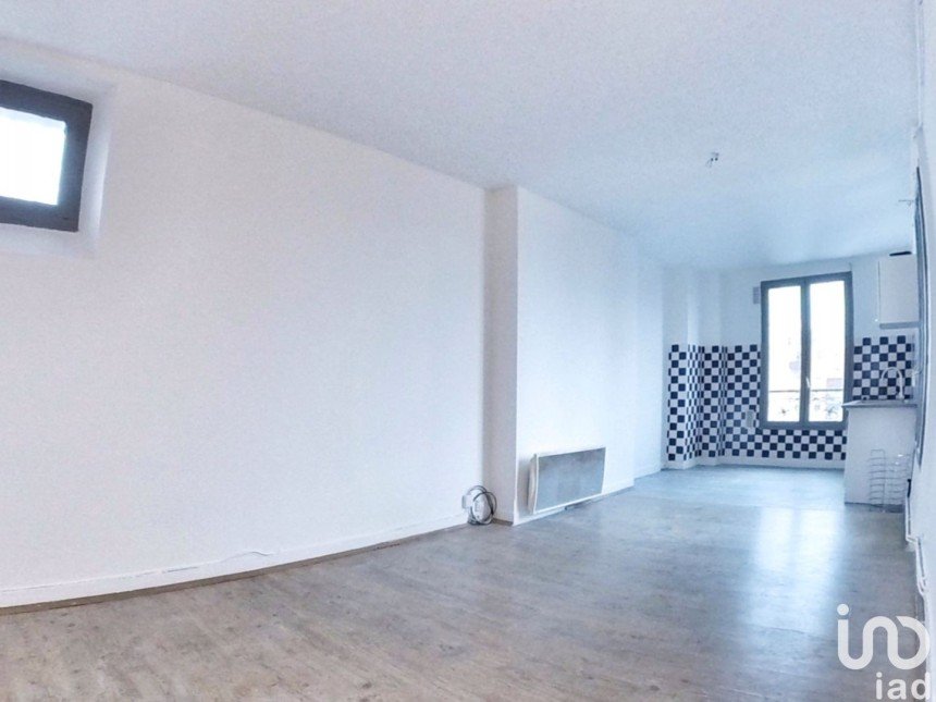 Apartment 2 rooms of 41 m² in Pantin (93500)