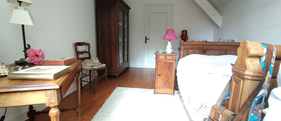 House 6 rooms of 210 m² in Saint-Just-le-Martel (87590)