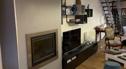 Apartment 4 rooms of 164 m² in Bordeaux (33800)