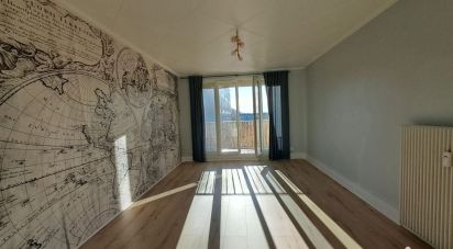 Apartment 3 rooms of 63 m² in Besançon (25000)