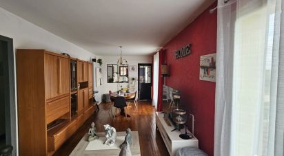 House 4 rooms of 84 m² in Aigre (16140)