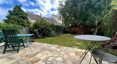 House 7 rooms of 132 m² in Montigny-le-Bretonneux (78180)