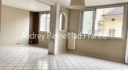 Appartement 3 pièces de 63 m² à Toulon (83000)