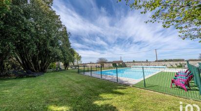 House 22 rooms of 669 m² in Mortagne-sur-Gironde (17120)