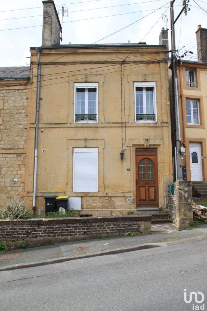 Maison 5 pièces de 102 m² à Vivier-au-Court (08440)