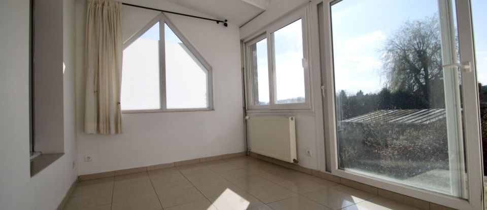 Maison 5 pièces de 102 m² à Vivier-au-Court (08440)