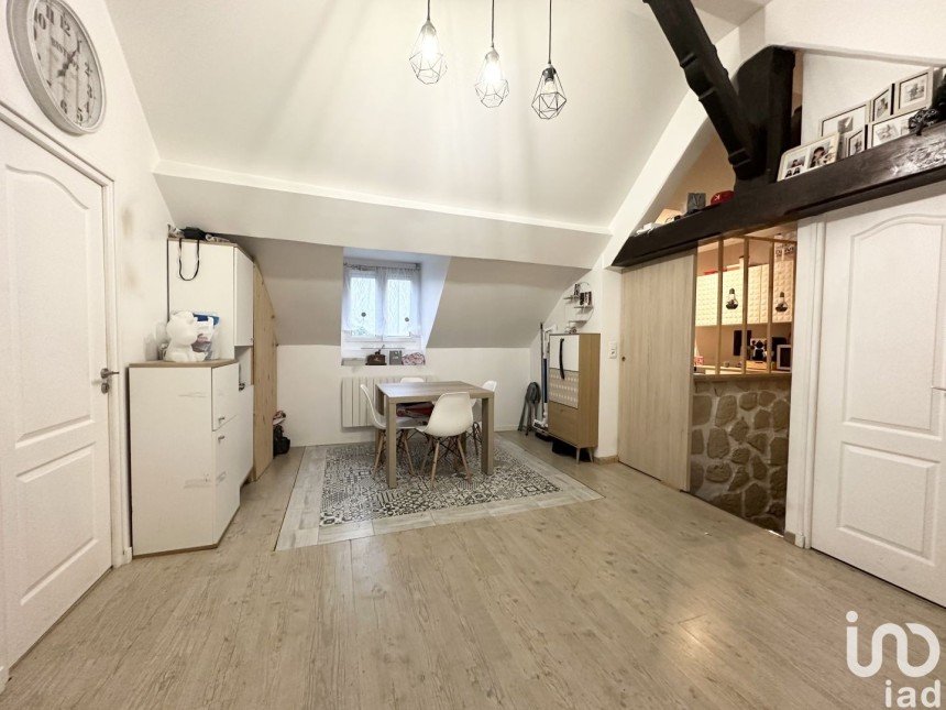 Apartment 3 rooms of 41 m² in La Queue-en-Brie (94510)