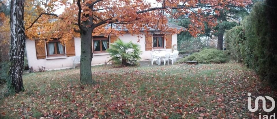 House 4 rooms of 80 m² in Saint-Chamond (42400)