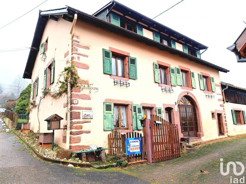 Maison 11 pièces de 266 m² à Thannenkirch (68590)