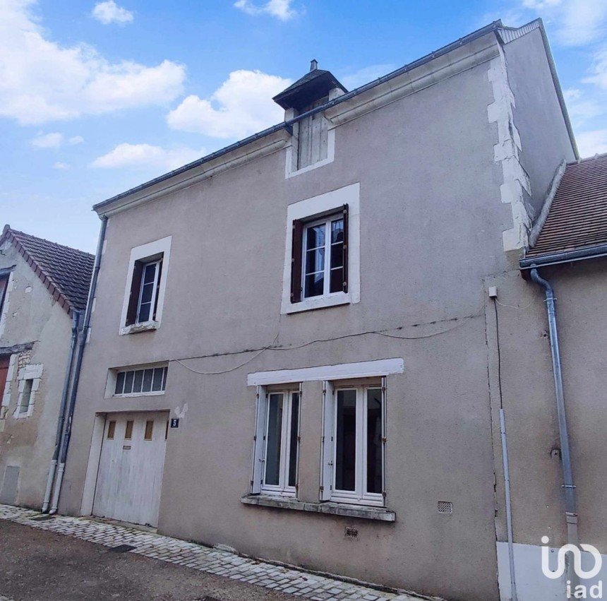 House 4 rooms of 92 m² in Les Ormes (86220)
