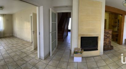 House 8 rooms of 157 m² in SAINT-MACAIRE-EN-MAUGES (49450)