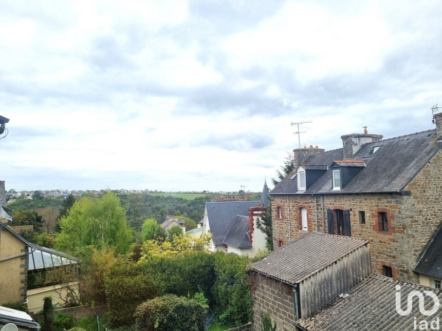 House 4 rooms of 95 m² in Saint-Brieuc (22000)