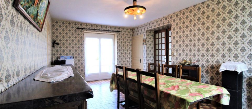 House 7 rooms of 121 m² in - (50870)