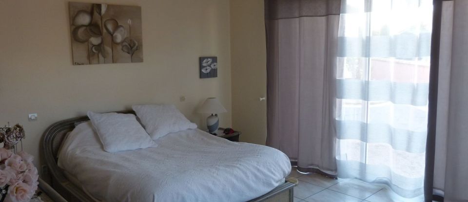House 12 rooms of 203 m² in Vinça (66320)