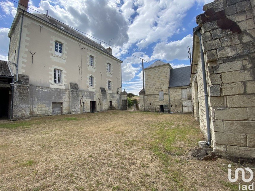 House 8 rooms of 139 m² in Varennes-sur-Loire (49730)