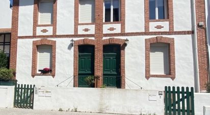 House 4 rooms of 77 m² in Hendaye (64700)