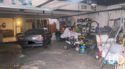 Parking/garage/box de 310 m² à Gabian (34320)