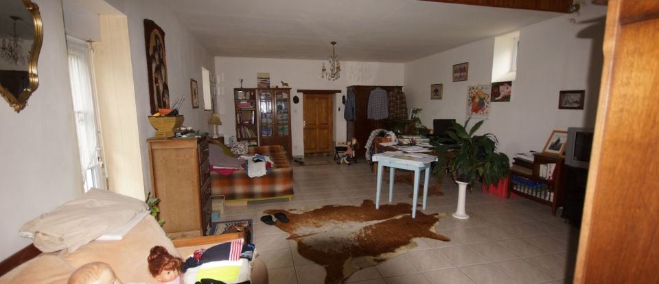 House 3 rooms of 106 m² in Eancé (35640)