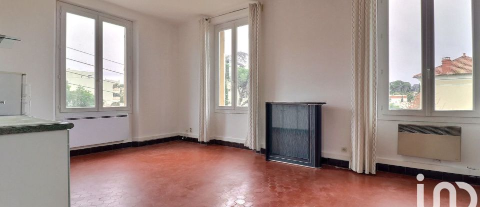 Vente Appartement 55m² 3 Pièces à Toulon (83000) - Iad France