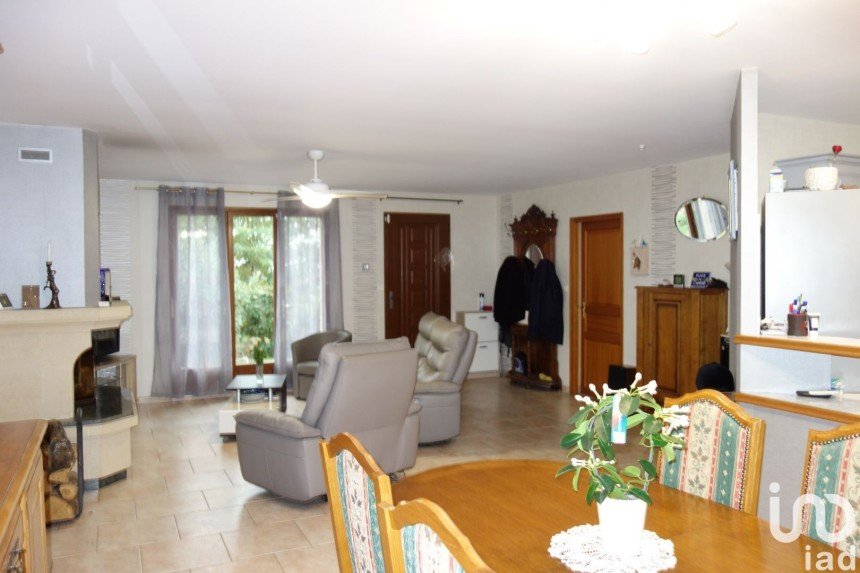 House 8 rooms of 150 m² in Agen (47000)