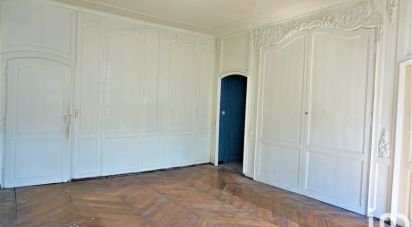 House 6 rooms of 298 m² in Tulle (19000)