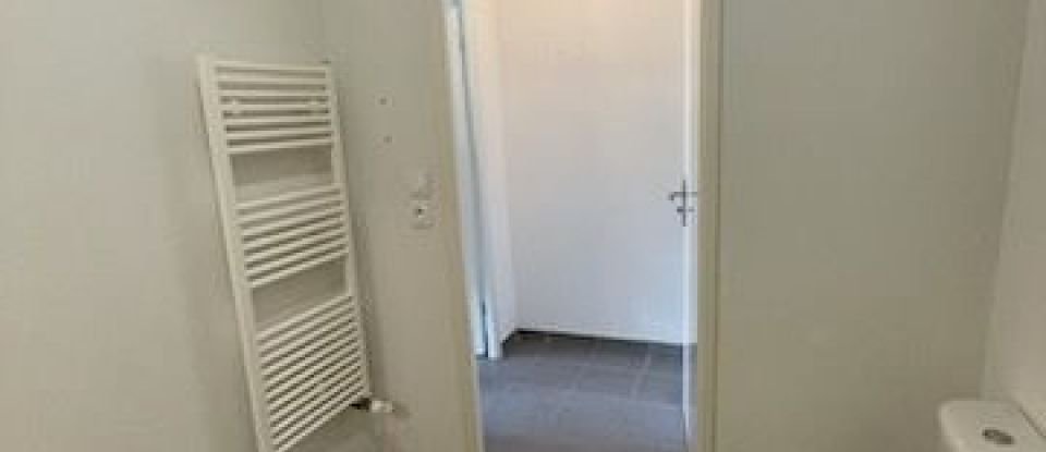 Apartment 1 room of 24 m² in Royan (17200)