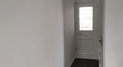 Apartment 2 rooms of 52 m² in Massy (91300)