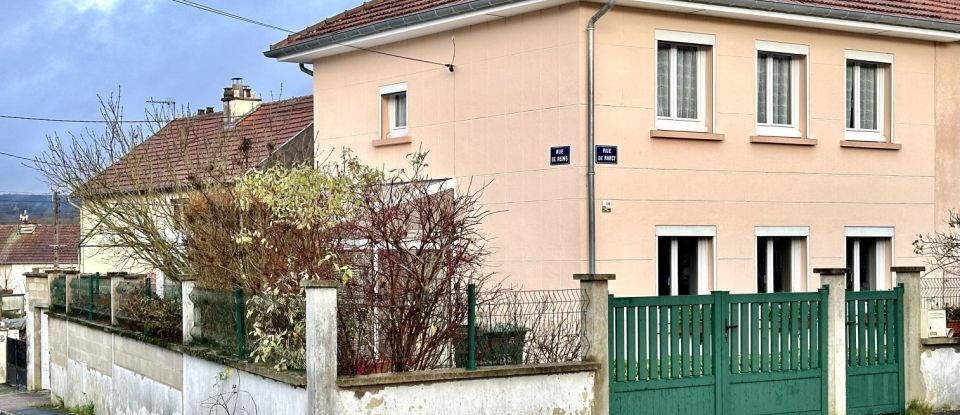 Maison 4 pièces de 85 m² à Charleville-Mézières (08000)