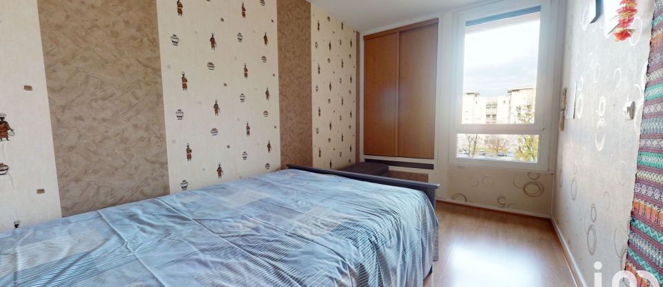 Apartment 5 rooms of 94 m² in Élancourt (78990)