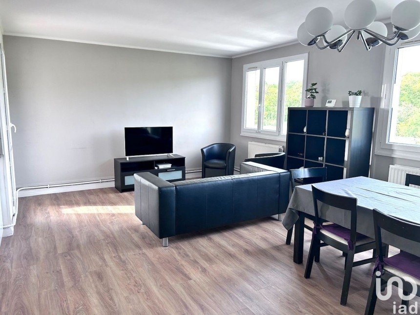 Appartement 3 pièces de 74 m² à Gagny (93220)