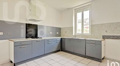 Maison 4 pièces de 77 m² à Pauillac (33250)