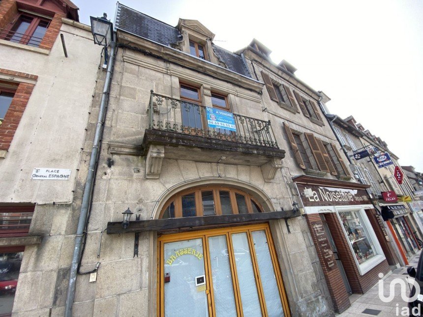 Building in Aubusson (23200) of 98 m²