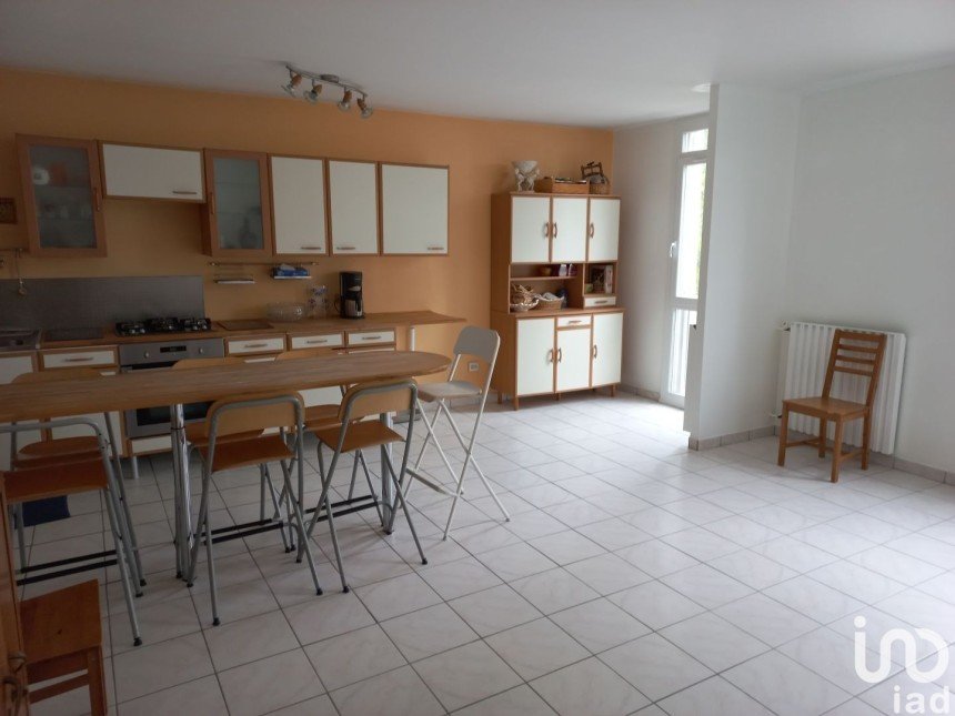 Appartement 3 pièces de 68 m² à Compiègne (60200)