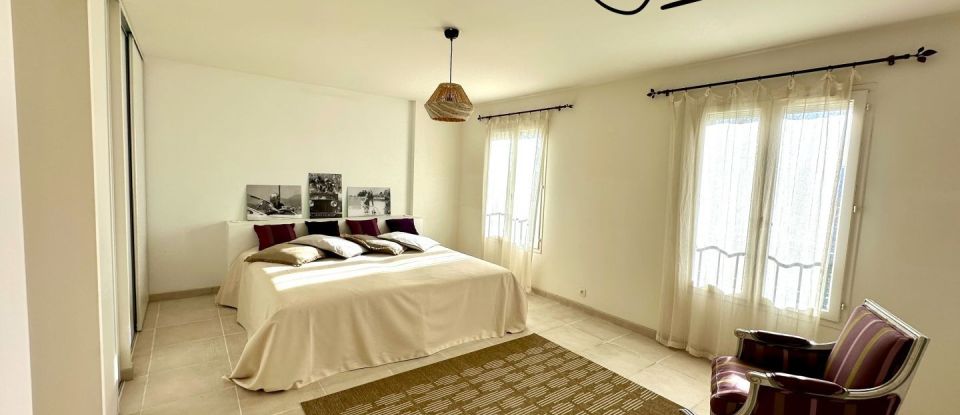 Appartement 5 pièces de 152 m² à Grimaud (83310)