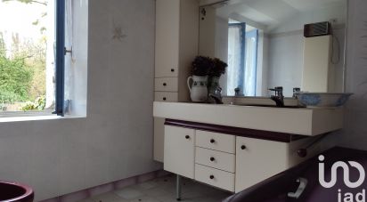 House 6 rooms of 110 m² in Hamelin (50730)
