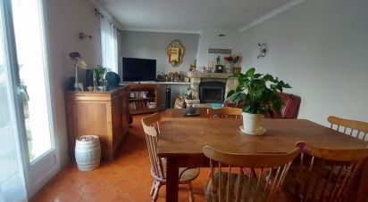 House 4 rooms of 86 m² in Morieux (22400)