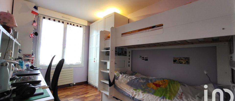 Apartment 4 rooms of 84 m² in Saint-Gratien (95210)